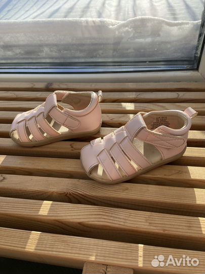 Сандалии для девочки