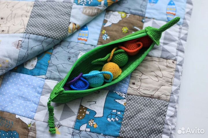 Развивающая игрушка горошек