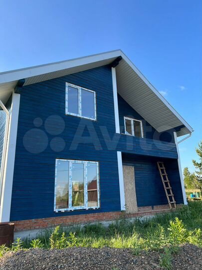 Дом 179 м² на участке 11 сот.