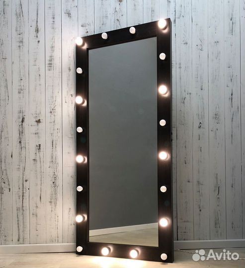 Зеркало с подсветкой
