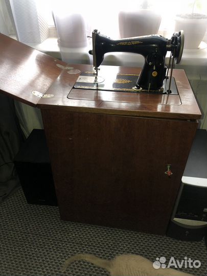 Швейная машина подольск ножная