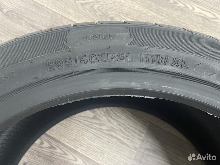 Fronway Eurus 08 275/35 R19 100Y