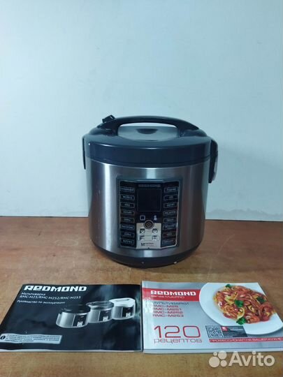 Мультиварка Redmond RMC-M252 нерабочая
