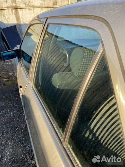 Стекла Mercedes E-Class W124