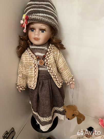 Кукла фарфоровая коллекционная