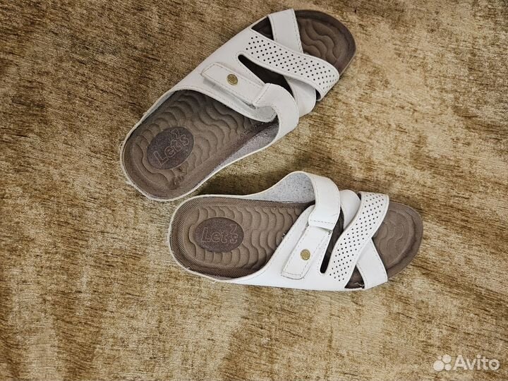 Шлепки женские 37