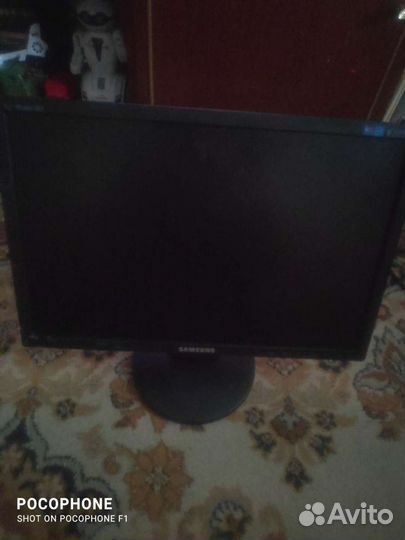 Монитор samsung