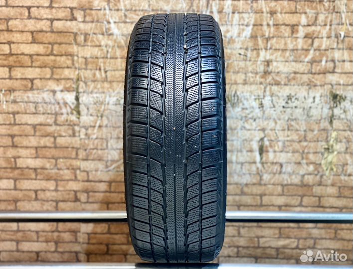 Triangle TR777 215/55 R17