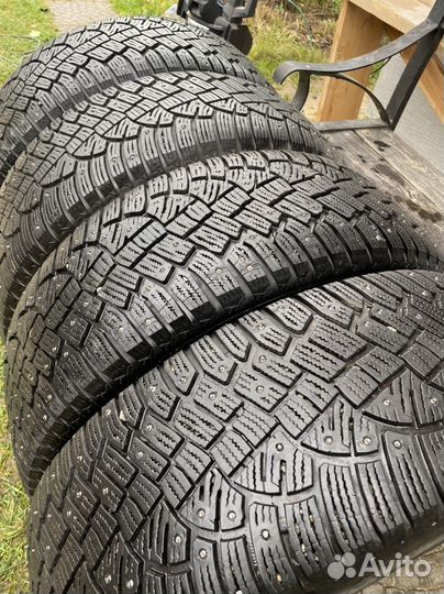 Continental IceContact 2 SUV 255/55 R19 111T