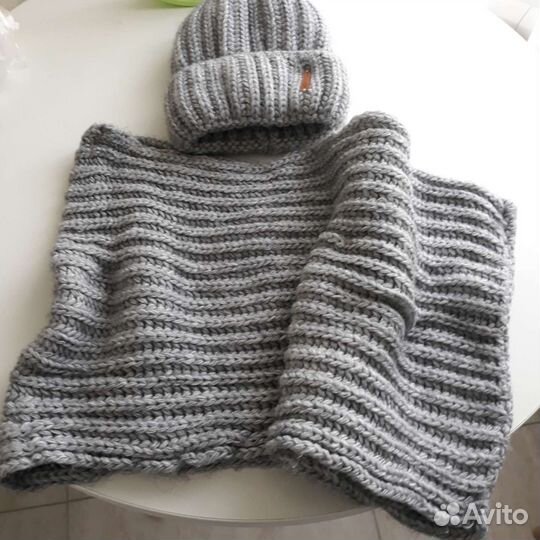 Шапка со снудом женская серая, 56 см