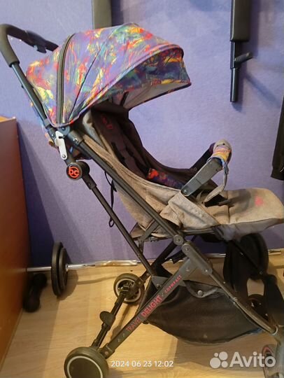 Прогулочная коляска baby care