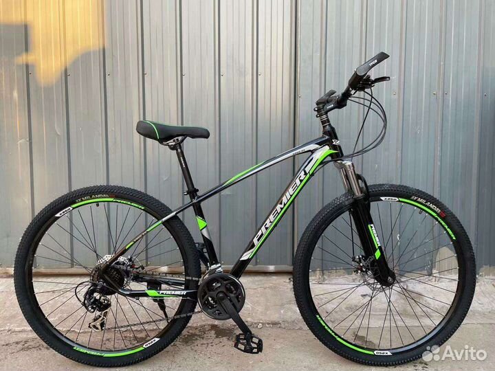 Новый велосипед с алюминиевой рамой