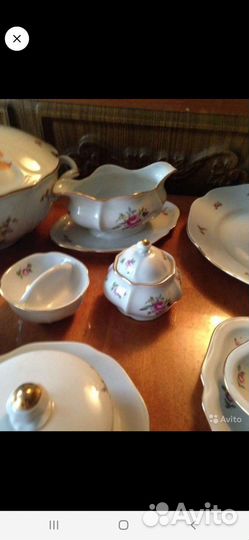 Столовый сервиз новый