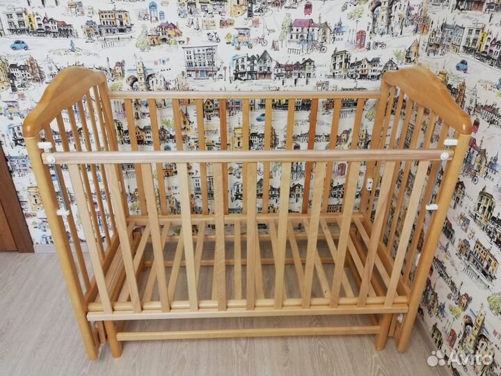 Детская кроватка с маятником (матрас Аскона)