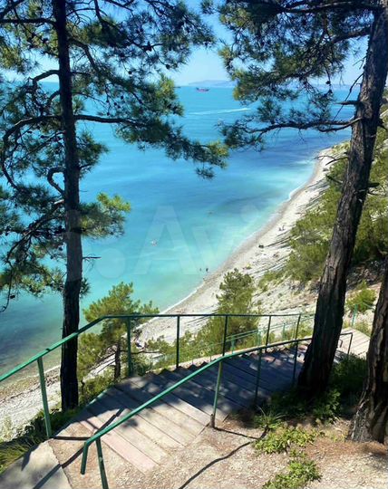 Дом 220 м² на участке 2,2 га