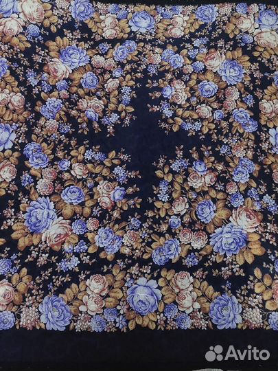 Павловопосадский шерстяной платок