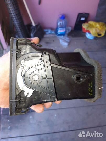 Воздушный правый дефлектор