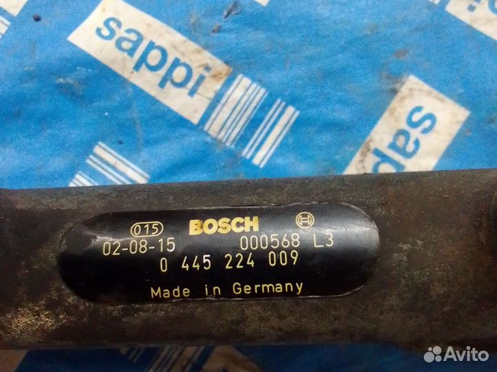 Рейка топливная (рампа) Fiat Ducato 2.8 td