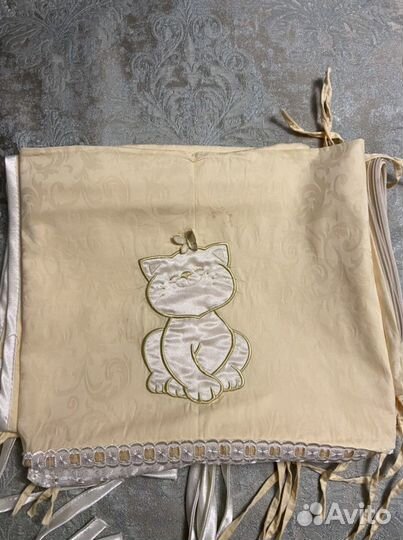 Мягкие бортики в детскую кроватку