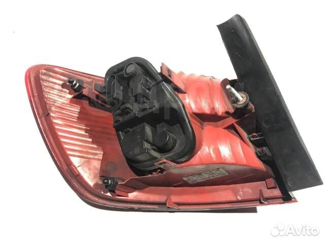 Фонарь задний правый Audi A6 C6 Avant