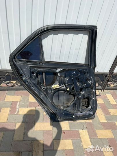 Дверь задняя левая Geely Mk MK MR479QA 2010