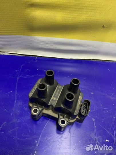 Катушка зажигания Renault Logan 2009-2015