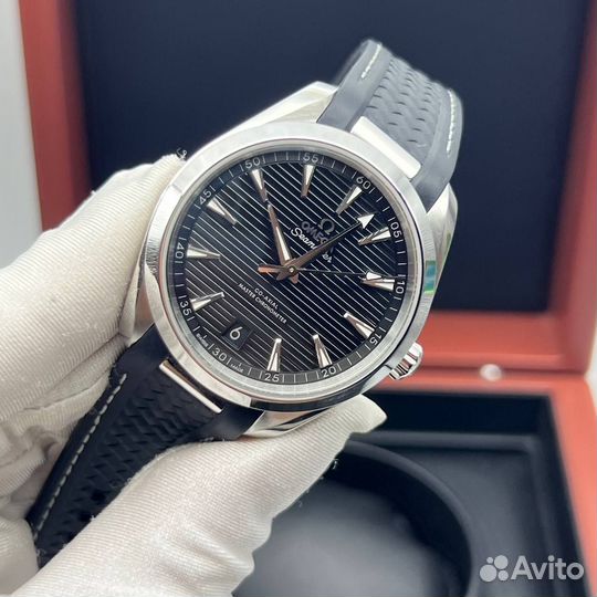 Часы Omega Seamaster Aqua Terra