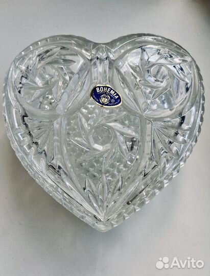 Хрустальная шкатулка сердце