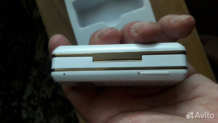 Телефон маленький мобильный