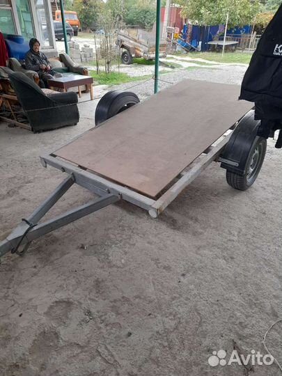 Прицеп легковой