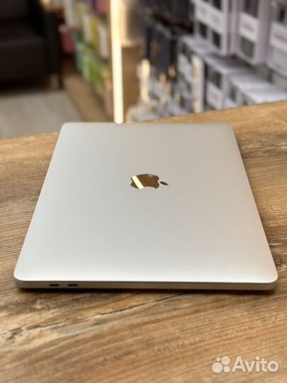 MacBook Pro 13