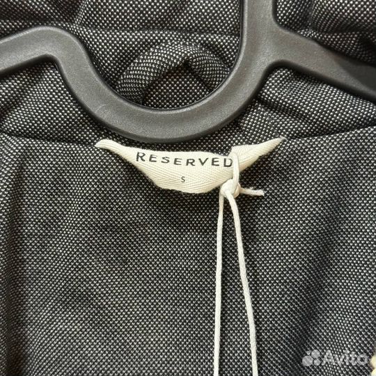 Теплая демисезонная серая куртка Reserved