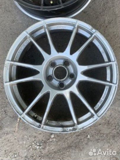 Диск литой o.z racing ultraleggera r17 5*100