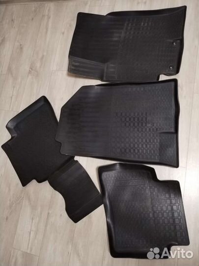 Оригинальный комплект ковриков Hyundai Solaris