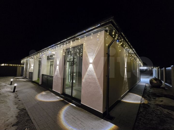 Коттедж 208 м² на участке 6 сот.