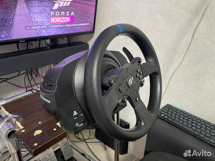 Руль thrustmaster T300 и кокпит