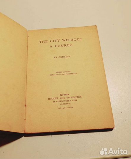 Книга THE city without A church AN address. london