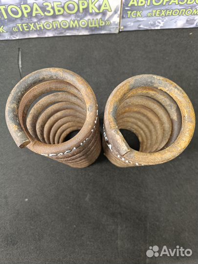 Пружины передние Chevrolet Niva