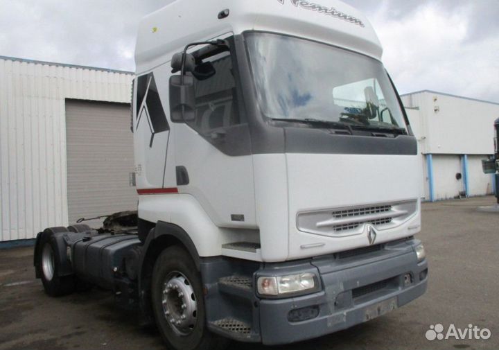 В разборке грузовик Renault, Premium I 1996-2007