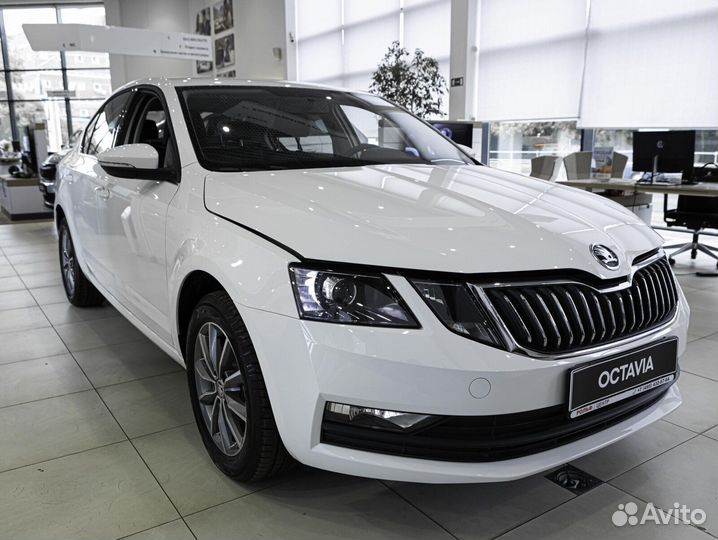 Skoda Octavia 1.5 AT, 2023