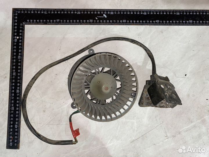 Моторчик печки mercedes w124