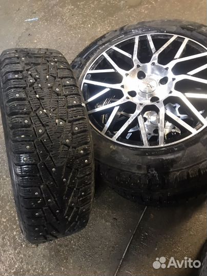 Accelera Gamma 215/60 R17 91B