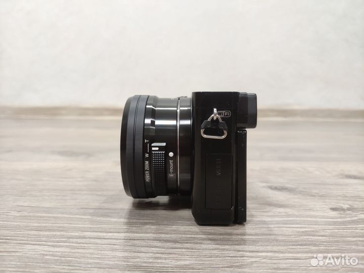 Sony A6000 + 16-50mm