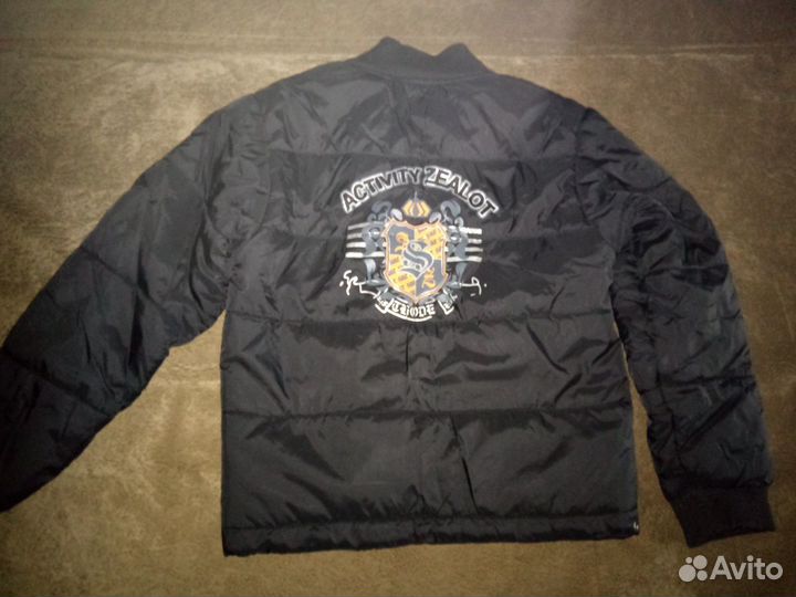 Курточка на мальчика 7-8лет