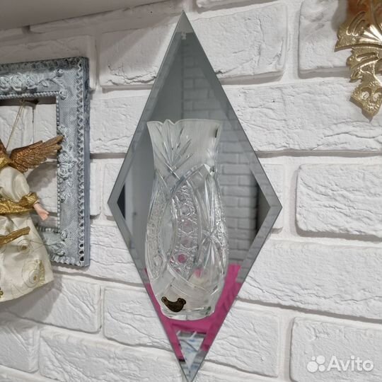 Хрустальная ваза на зеркале Гусь Хрустальный