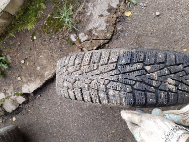 Pirelli P Zero 255/45 R18