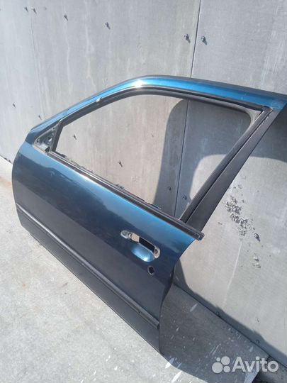Дверь передняя левая Nissan Primеrа Нисcан Пpимерa