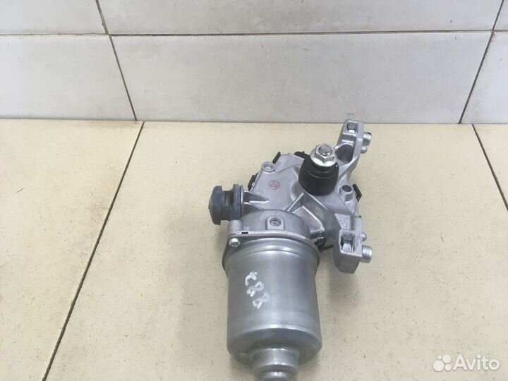 Моторчик стеклоочистителя передний Hi Lux 2015