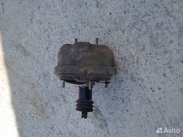 Вакуумный усилитель тормозов Лада 2106