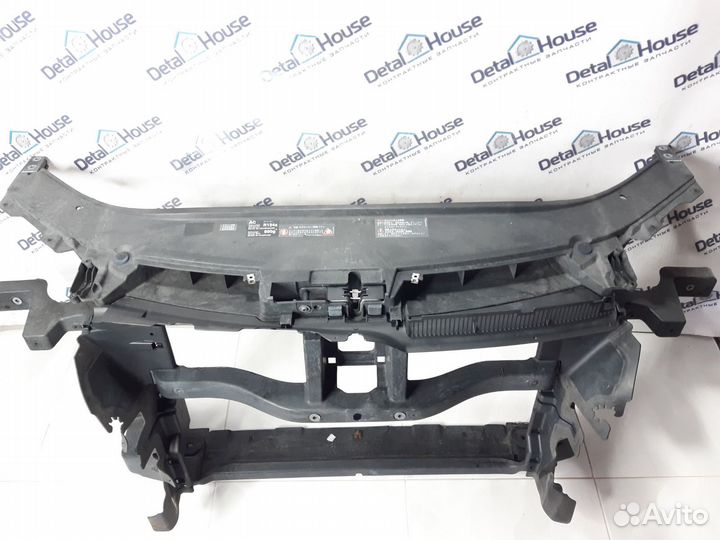 Передняя панель (телевизор) Volkswagen Passat B6